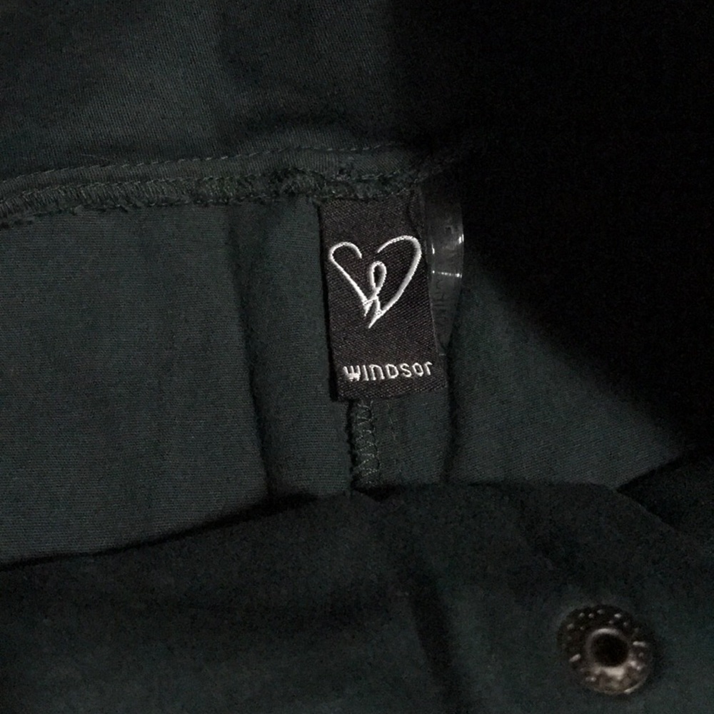 Button up capris - Picture 3 of 3